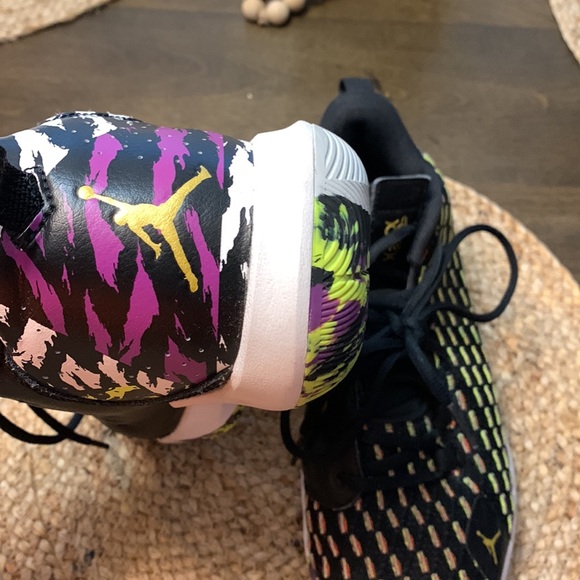 Jordan’s in excellent condition - Picture 2 of 5